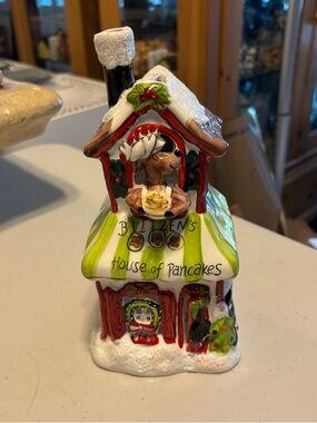Blitzens Pancake House blue sky - Green & Red   blue sky tea light candle